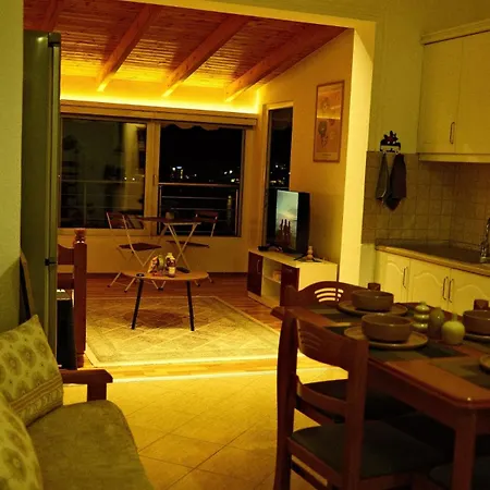Διαμέρισμα Spacious Lovely Σαράντα