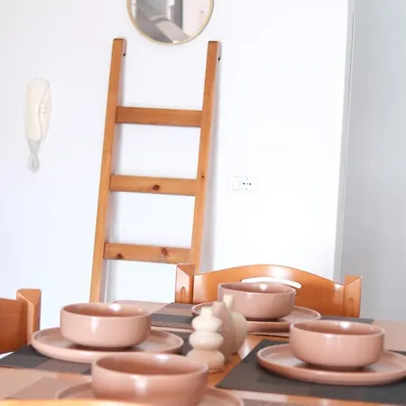 Διαμέρισμα Spacious Lovely Σαράντα