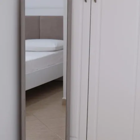 Διαμέρισμα Spacious Lovely Σαράντα