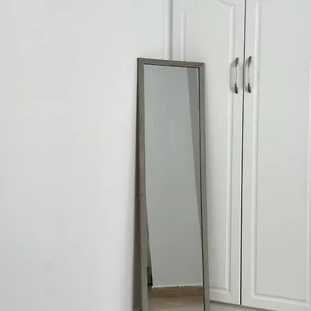 Apartment Spacious Lovely *