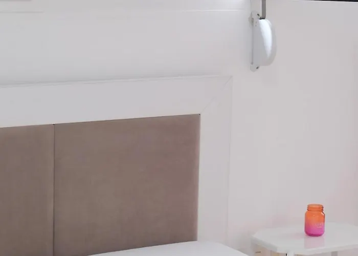 Apartment Spacious Lovely *